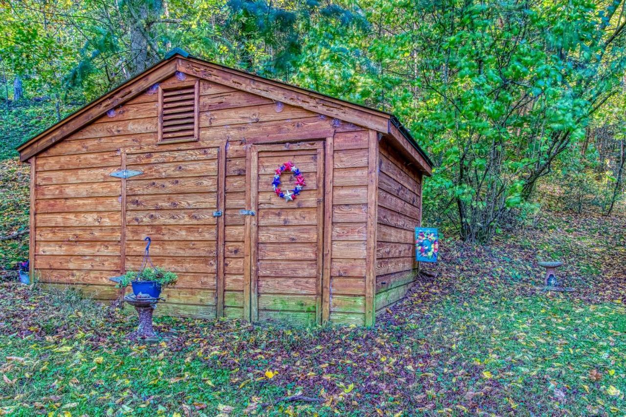 Cozy Creek Cabin Pigeon Forge Exterior foto