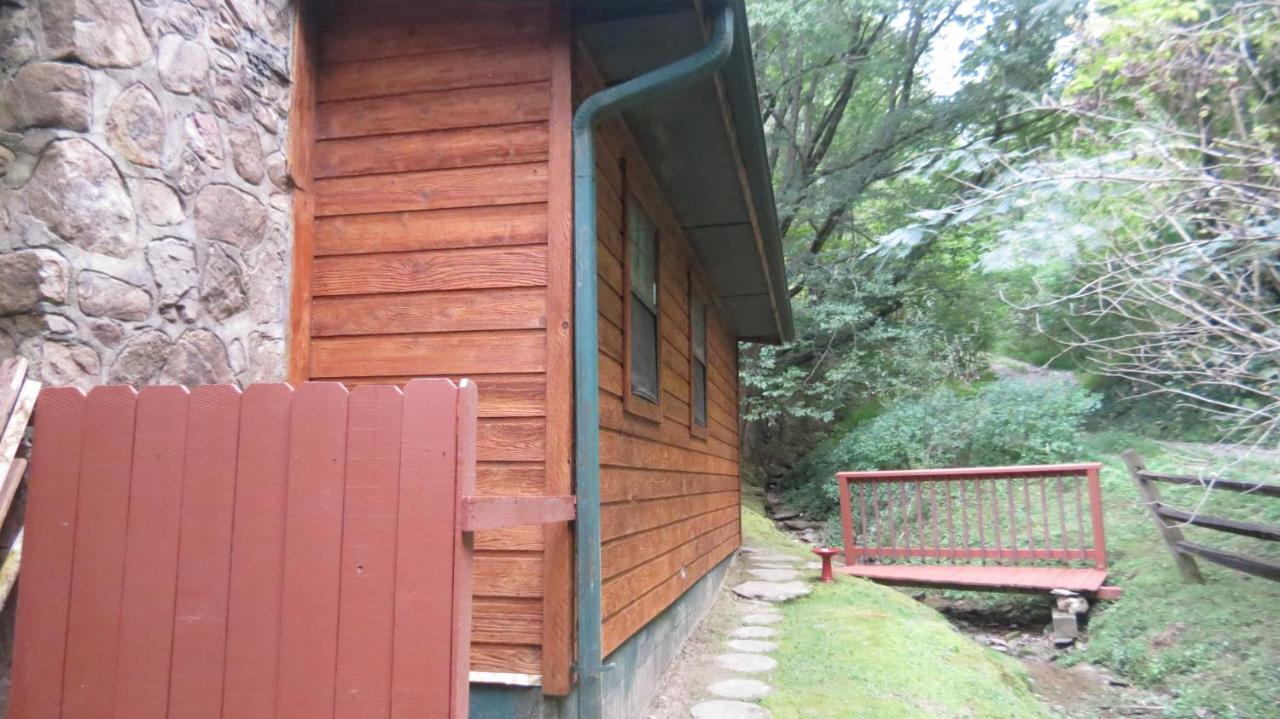 Cozy Creek Cabin Pigeon Forge Exterior foto